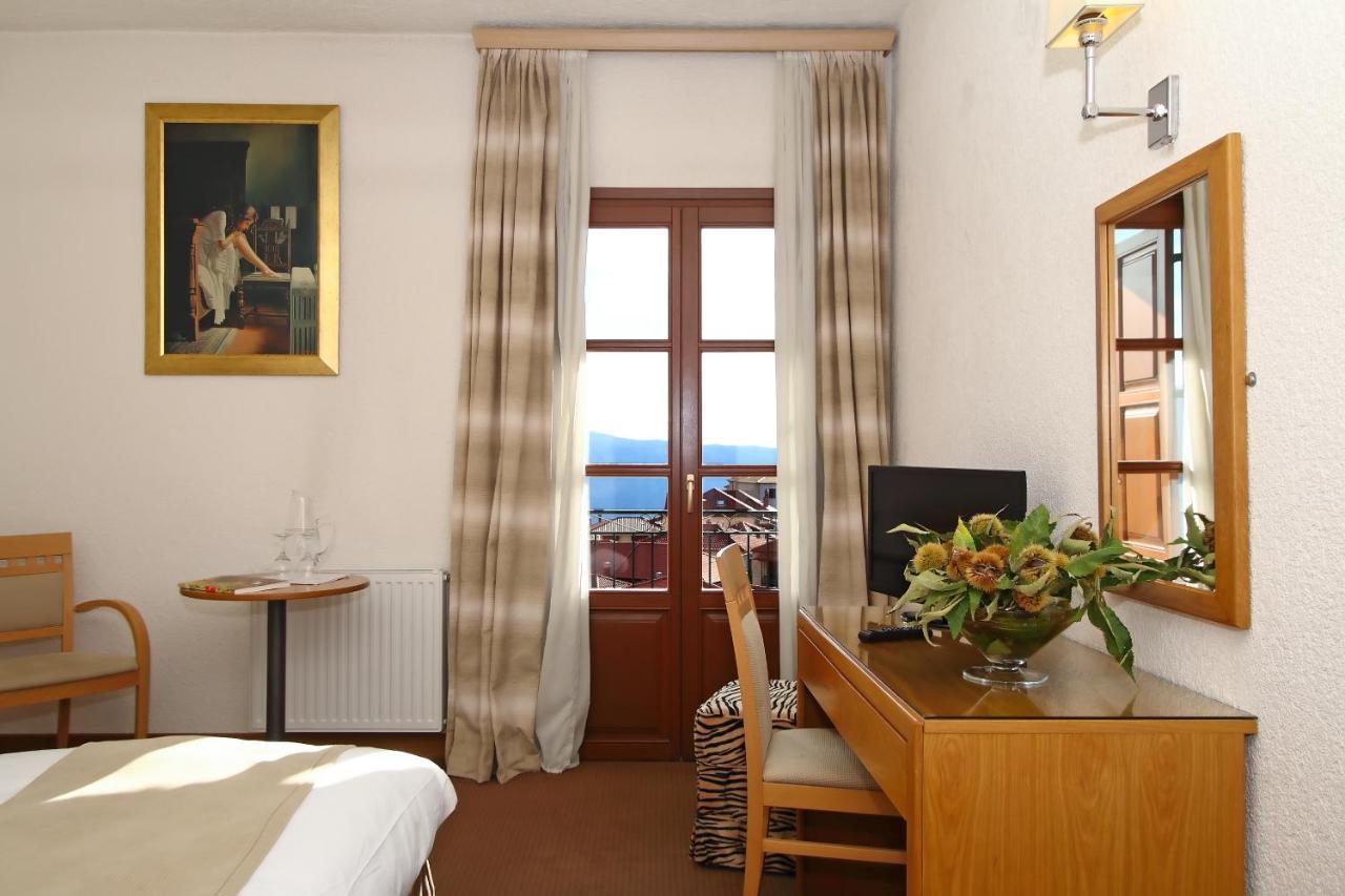 Boutique Hotel Parnassia Arachova Eksteriør billede